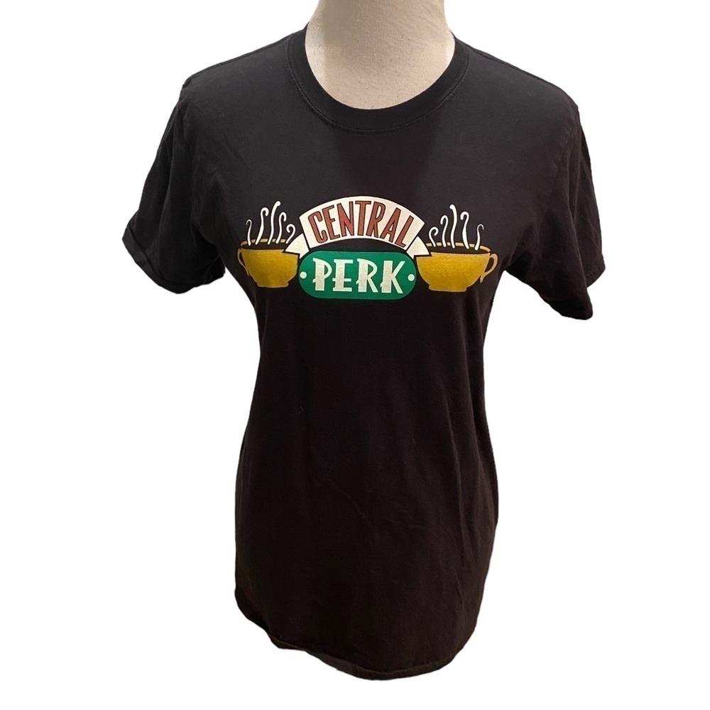 Friends Central Perk TV Show Ross Rachel 90s Comedy Tee Shirt Size Small